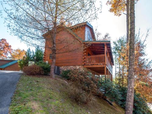 Cub’s Corner 3 Bedrooms Pool Access Hot Tub Pool Table Sleeps 10 - image 6