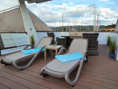 Létesítmények, SEA LUX FLOATING HOUSE AJDA Portorose in Lucija