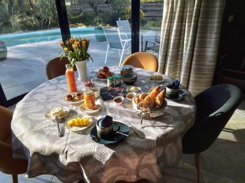 B&B Soucelles - Laie des Landes - Bed and Breakfast Soucelles