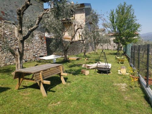  La Casetta nel Borgo Nascosto - house with private garden in Raffa