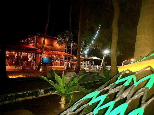 Blue Sand Beach Resort – Trincomalee, GA