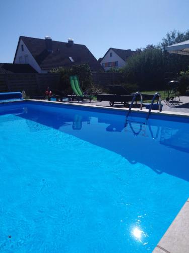 NEU! Moderne Fewo mit Pool am Brombachsee