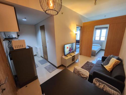 Bloom Residences Condo 2Br, Metro Manila