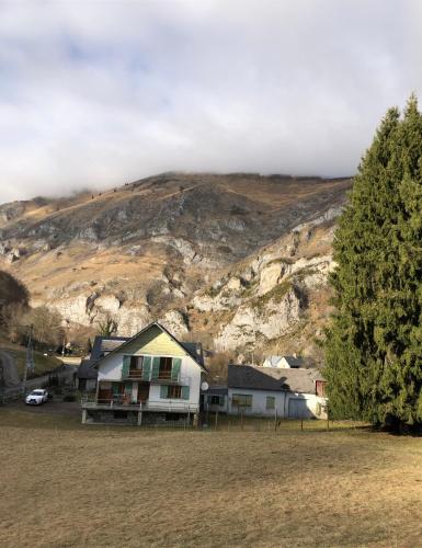 Maison à sainte marie de Campan - Location saisonnière - Campan