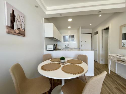 Apartment image 10