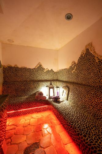 Hotel Bucaneve - image 9