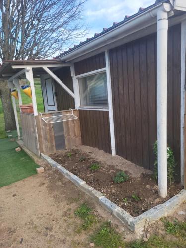 le bungalow au fond du jardin in Other