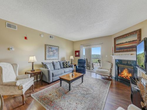 Your Mountain Escape Whispering Pines 244 in Pigeon Forge, USA