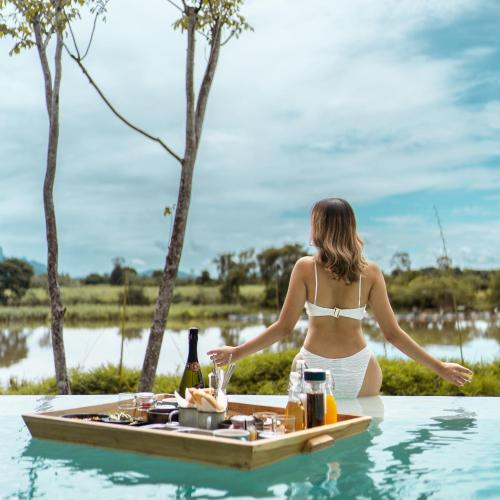 Fallingwater Pool Villa by Cross River Kwai in Kanchanaburi