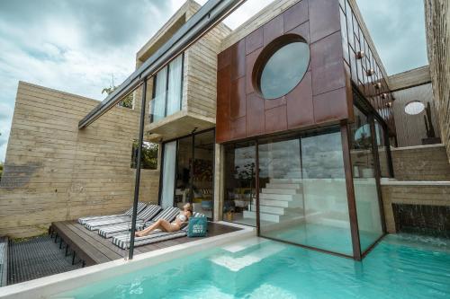 Fallingwater Pool Villa by Cross River Kwai in Kanchanaburi