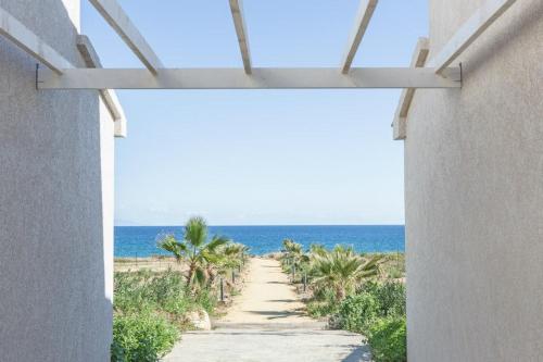 VILLA T3 bord de mer - vue mer à 500 m de la plage- piscine chauffée A CASETTA DI A SPIAGGIA