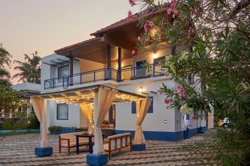 Seclude by the Lake, Alleppey