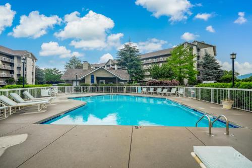 Private Sunsets Whispering Pines 431 in Pigeon Forge, USA