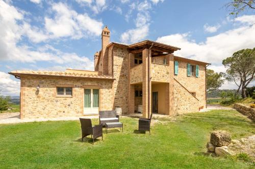  Casale Stabbiatelli by VacaVilla in 58033 Montenero