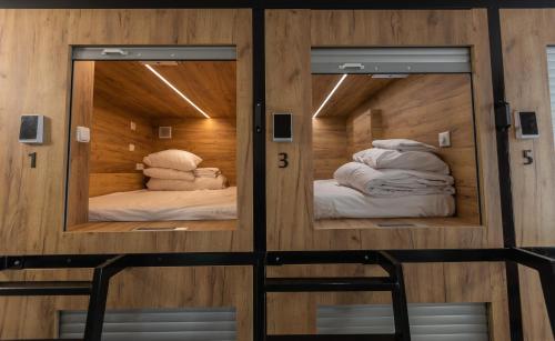 Expo capsule Hostel, Praha