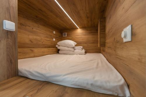 Expo capsule Hostel 3