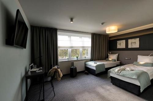 So Stay Hotel - image 14