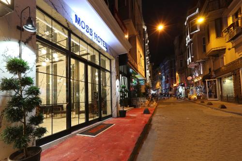Moss Suites Hotel - image 5