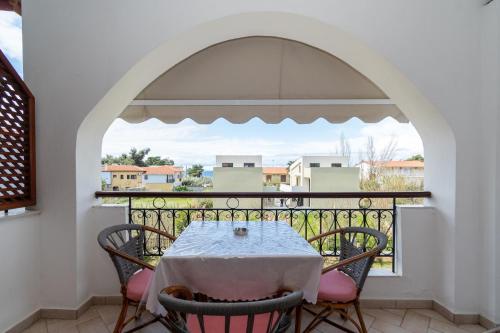 Star Paradise - image 2