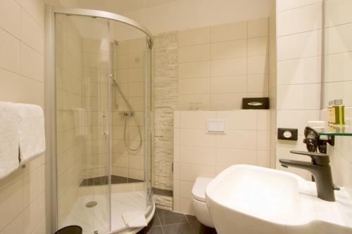 Hotel Schweriner Hof - image 8