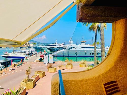 MarinesAppartement-Yachts view, 100m Beach, Fiber Wifi High speed