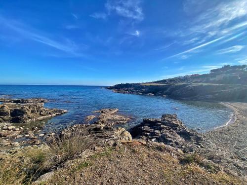 Hôtel Les Calanques - Hôtel - Roquebrune-sur-Argens