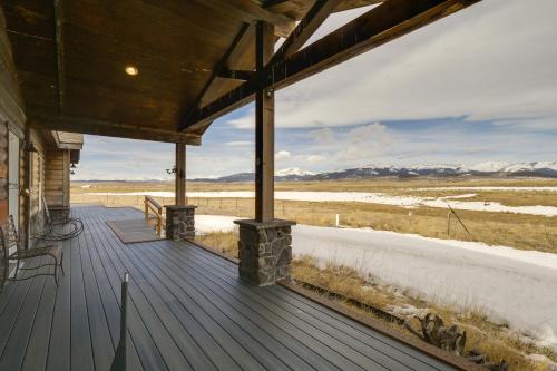 Jefferson Home with Mountain Views and Horse Pastures in Sally Barber