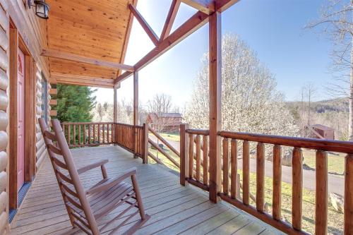 Marlene's Hideaway 3 Bedrooms Pool Hot Tub Fireplace WiFi Sleeps 6 - image 11