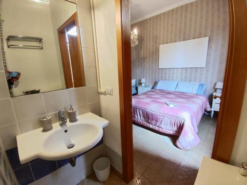 4 bedrooms, 11 beds