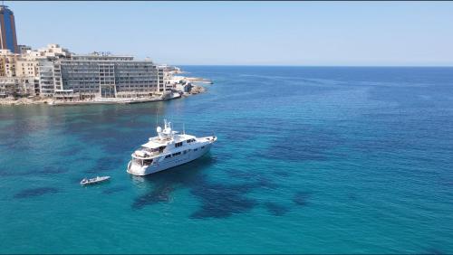 Cavalieri Art Hotel photo 3