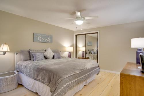 Charming Cape Cod Summer Home 2 Mi to Beach! - image 12