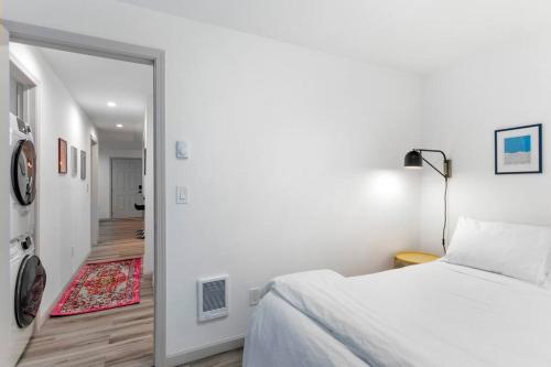 Hillside in Seattle - updated and well appointed., Seattle (photo 8)