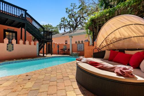 The Gaudi House- Pool Minutes to DNTN and Beach – khách sạn tại Quận lịch sử