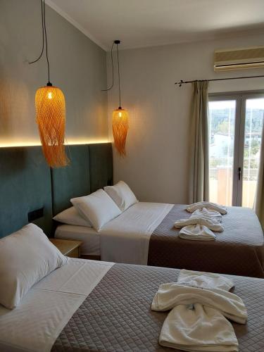 Ninos On The Beach Hotel 3