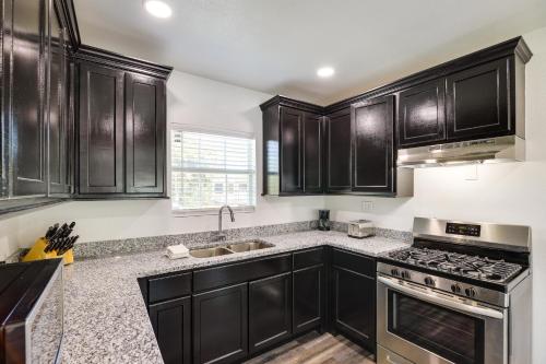 Baytown Vacation Rental with Patio and Large Yard! in Baytown, USA