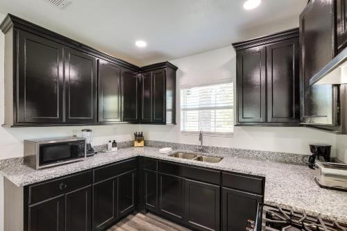 Baytown Vacation Rental with Patio and Large Yard! in Baytown, USA