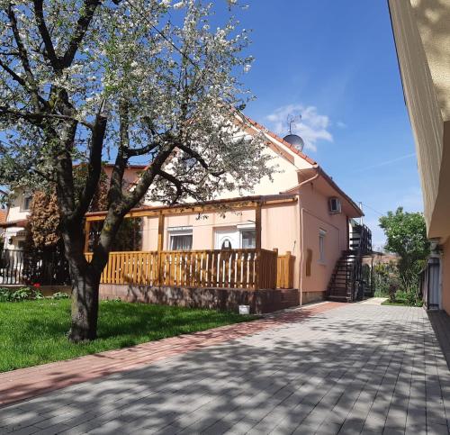 . Rózsa Apartment