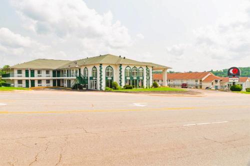 Evergreen Inn in Branson, USA
