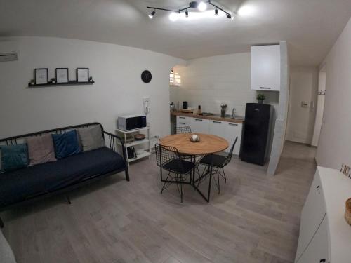 Al Trivio Room Type - One-Bedroom Apartment Al Trivio Room Type - One-Bedroom Apartment