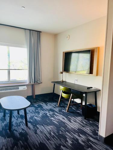 Fairfield Inn & Suites by Marriott Staunton - image 14