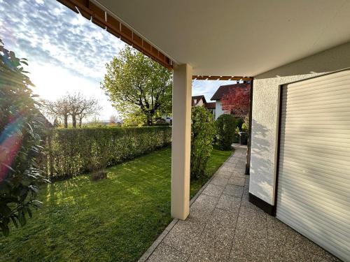 Фасада на хотела, Ferienwohnung am Bodensee in Тетнанг