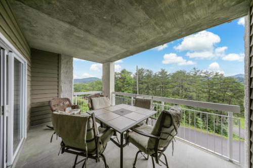 A Peaceful Retreat Whispering Pines 622 in Pigeon Forge, USA