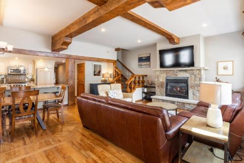 EagleVail Elegance 5BD Home with Hot Tub in Avon, Vereinigte Staaten von Amerika