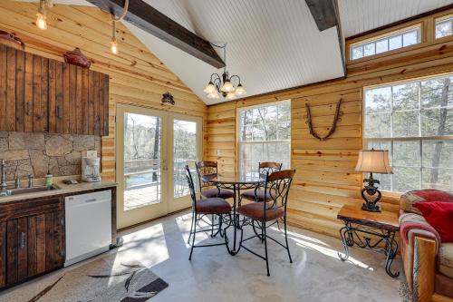 Cliffside Eureka Springs Cabin with Beaver Lake View in Eureka Springs, USA