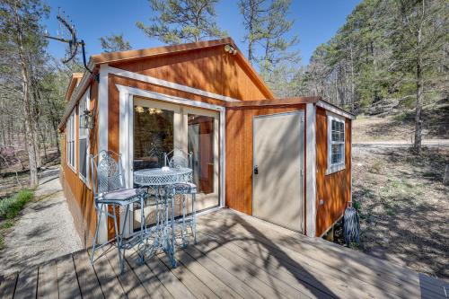 Cliffside Eureka Springs Cabin with Beaver Lake View