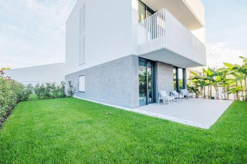  Palms Building in Lido di Jesolo