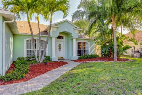 Inviting Jensen Beach Home with Screened-In Patio!