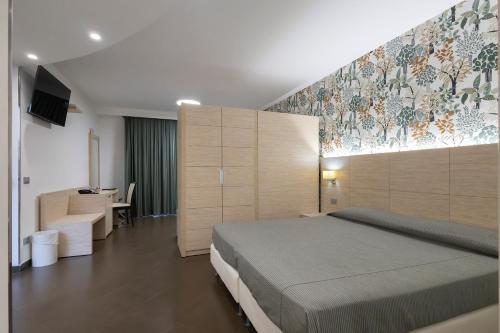 Alaba Hotel - image 7