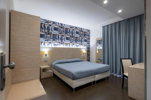 Superior Double or Twin Room with Balcony image 10