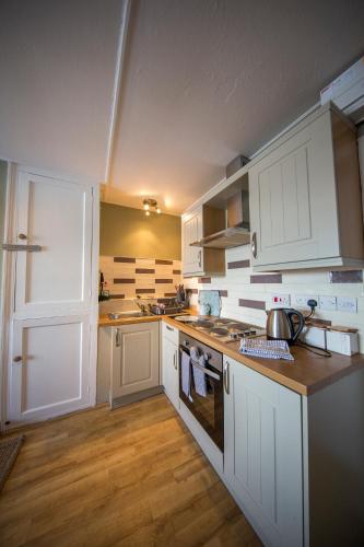 Cliff Stud Retreat - Luxury lodges and cosy cottages in เฮิร์มเลย์